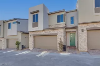 Photo #2: 2751402 Listing 