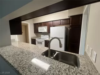 Photo #6: 2751444 Listing 