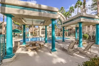 Photo #3: 2751478 Listing