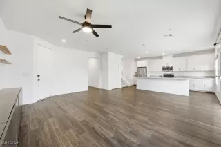 Photo #5: 2751479 Listing 