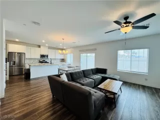 Photo #1: 2751483 Listing 