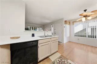 Photo #3: 2751495 Listing