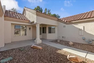 Photo #3: 2751513 Listing