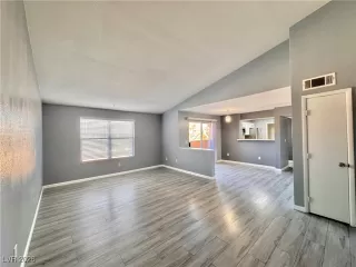 More Details about MLS # 2751545 : 1150 NORTH BUFFALO DRIVE 2029