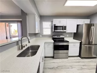 Photo #3: 2751545 Listing