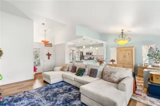 Photo #3: 2751554 Listing 