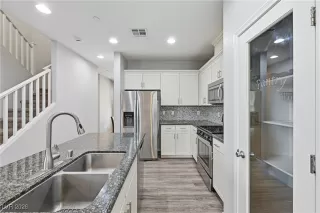 Photo #5: 2751574 Listing 