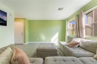 Photo #4: 2751656 Listing 