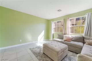 Photo #5: 2751656 Listing 