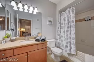 Photo #4: 2751667 Listing