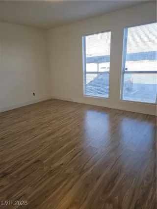 Photo #4: 2751701 Listing 