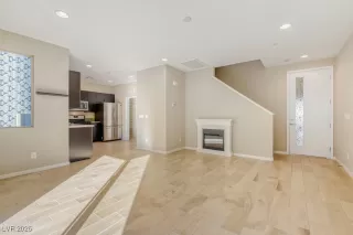 Photo #3: 2751715 Listing 