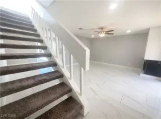 Photo #6: 2751749 Listing