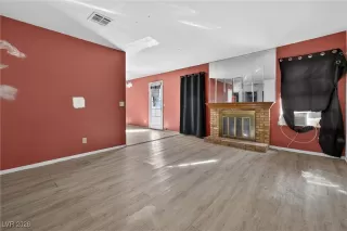 Photo #2: 2751793 Listing 