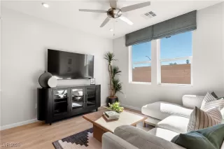 Photo #6: 2751855 Listing 