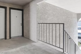 Photo #3: 2751885 Listing