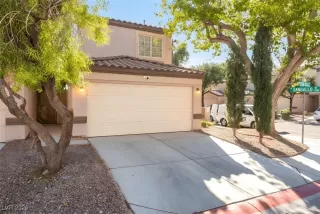 Photo #2: 2751935 Listing