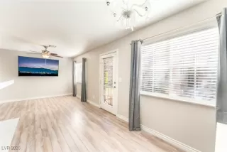 Photo #5: 2751935 Listing