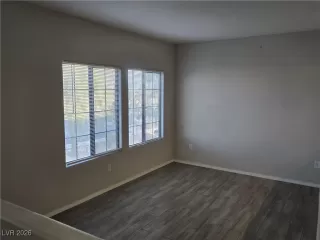 Photo #5: 2751958 Listing 