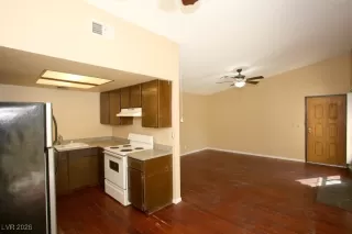 Photo #5: 2752005 Listing 