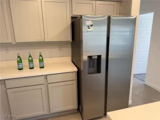 Photo #2: 2752010 Listing