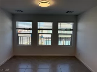 Photo #3: 2752010 Listing