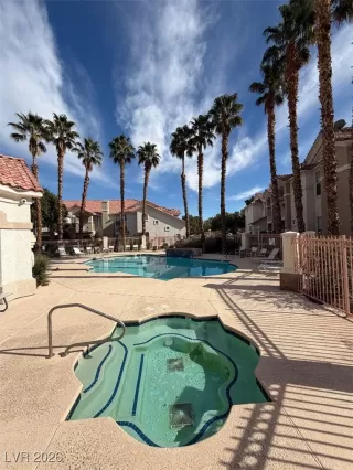 Photo #4: 2752034 Listing 