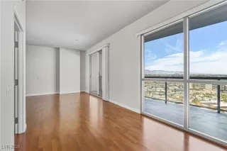 Photo #5: 2752049 Listing 