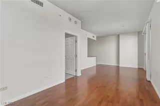 Photo #6: 2752049 Listing 