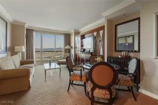 Photo #5: 2752129 Listing