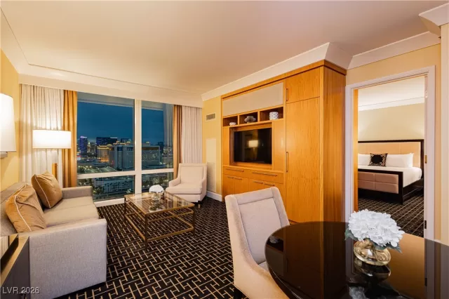 MLS: 2752130 Condo For Sale