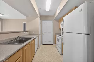 Photo #1: 2752148 Listing 