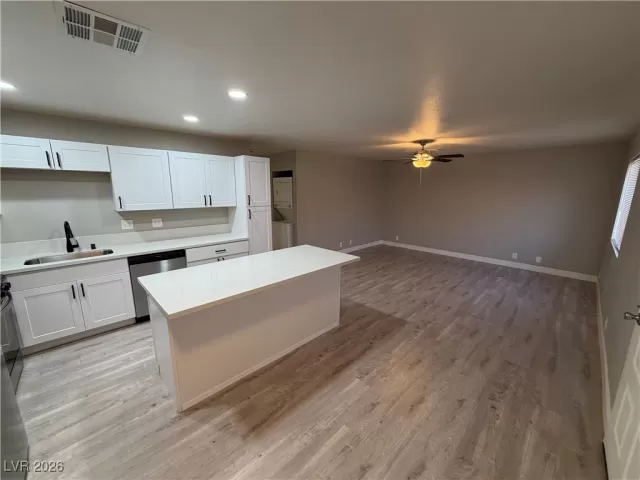 MLS: 2752151 Condo For Sale