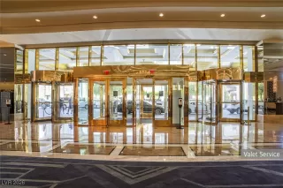 Photo #1: 2752156 Listing 