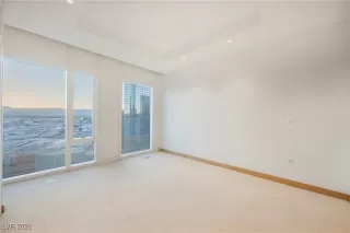 Photo #3: 2752162 Listing