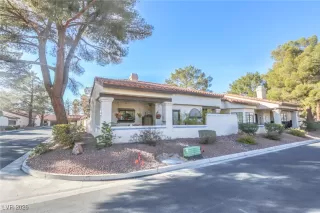 Photo #1: 2752200 Listing