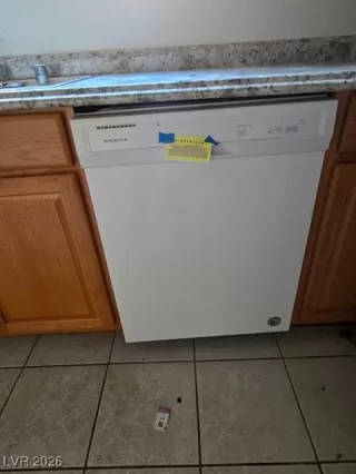 Photo #6: 2752215 Listing