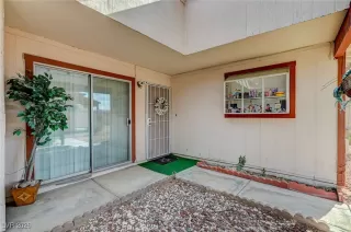 Photo #3: 2752248 Listing 