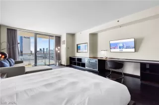 Photo #2: 2752259 Listing 