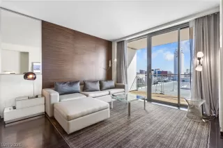 Photo #5: 2752259 Listing 