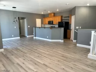 Photo #5: 2752262 Listing 