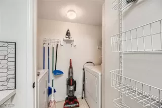 Photo #5: 2752280 Listing 