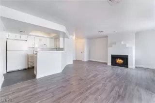 Photo #4: 2752303 Listing 