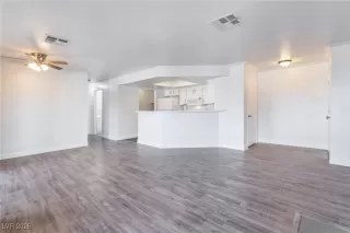 Photo #5: 2752303 Listing 