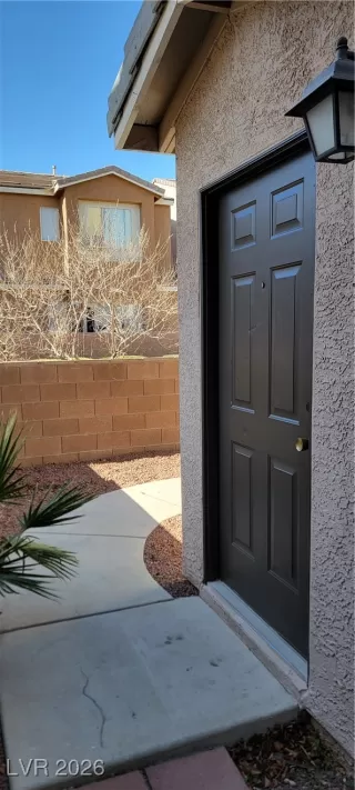 Photo #2: 2752308 Listing 