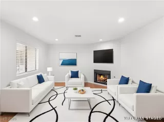 Photo #2: 2752329 Listing 