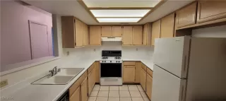 Photo #6: 2752332 Listing