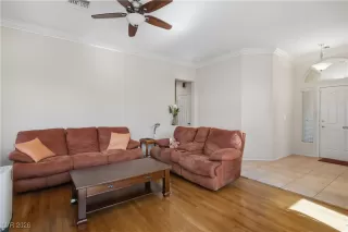 Photo #4: 2752341 Listing