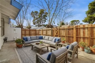 Photo #6: 2752344 Listing