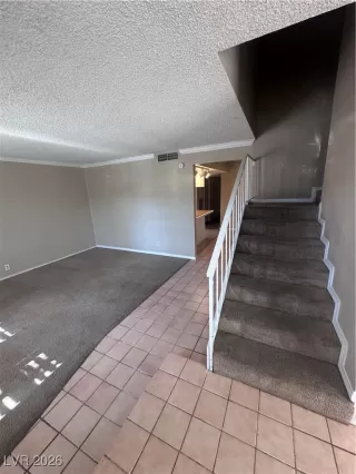 Photo #6: 2752379 Listing 